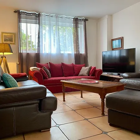 Holiday home Nantes, 6 Pieces, 8 Personnes - Fr-1-306-1128 Nantes